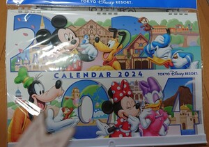 TDR: ディズニー 壁掛けカレンダー 2024