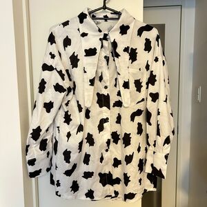 古着　希少　モノトーン　牛柄　長袖シャツ　カウ柄　cow フリーサイズ 柄 ヴィンテージ 長袖シャツ トップス シャツ 長袖