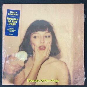 LP STELLA DONNELLY ステラ・ドネリー/BEWARE OF THE DOGS (LP/OPAQUE OLIVE VINYL) 中古品 レコード 洋楽 音楽 YL1の画像1