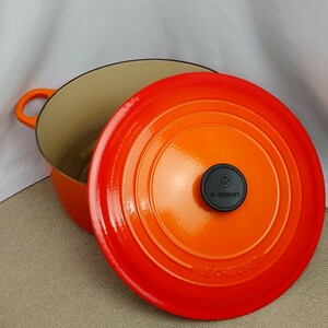 【人気シリーズ・無水鍋】 LE CREUSET ルクルーゼ 67L 28cm 7 1/4 ココットロンド オレンジ ホーロー 鋳物 フランス製 IH ガス オーブン