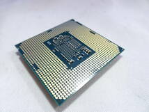 美品 Intel インテル Xeon プロセッサー E3-1270 V6 4コア 8スレッド 3.80GHz 4.20GHz LGA1155 SR2LF 動作検証済 1週間保証_画像4