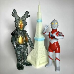 「ウルトラマン 対 ゼットン」 350 ツブラヤストア ONLINE限定 セット 電波塔 蓄光 GID マルサン ultraman marusan ソフビ フィギュア