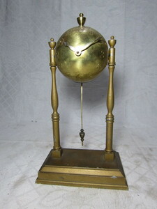 KI　レトロ　アンティーク　動作品　雰囲気の良い　ゼンマイ　振り子式　置き時計
