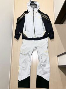 ダイワ トーナメント ゴアテックス パックライト プラス レインスーツDR-1121T ホワイト Lサイズ GORE-TEX