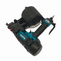 ☆中古品☆ makita マキタ 90mm 高圧エア釘打ち機 AN933H 青/ブルー 釘打機 エアーツール 大工 81141_画像5