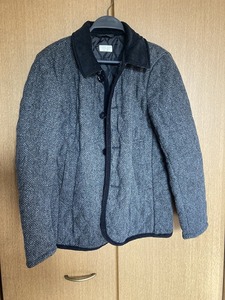 GLOBAL　WORK　Mサイズ　メンズ？のジャケット　キルティング生地　難有　ウール２１％　防寒　コート★紳士服