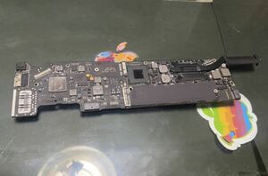 動作品　MacBook Air 2012年 A1466 13.3インチ　モデル　ロジックボード i5 1.8Ghz 4GBApple マザーボード 