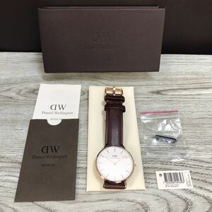 998-0443 Daniel Wellington ダニエルウェリントン B36R8 腕時計 レザーベルト ブラウン 電池切れ 動作未確認