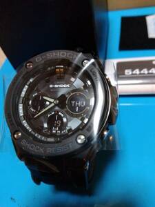 CASIO G-SHOCK GST-W100G-1BJF