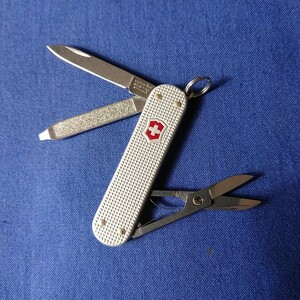 VICTORINOX(ビクトリノックス)クラシックALOX (526)