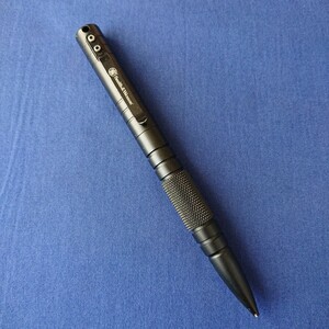  Smith & Wesson (S&W) company manufactured Tacty karu pen (01)