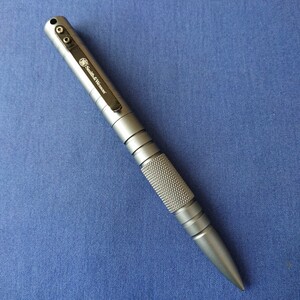  Smith & Wesson (S&W) company manufactured Tacty karu pen (02)