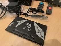 1円～!! Nintendo Switch スイッチ本体 モンスターハンターライズ MOD.HAC-001 初期化 動作確認 ソフトなし付属あり 中古品 11-19_画像7