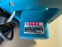 動作確認済【中古/現状品/汚れ有】マキタ makita ブロワ 型番/4014Ｂ 100V 電動工具 掃除 送風機 落ち葉 ブロワ　D27_画像3