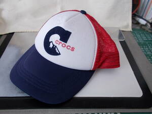 中古 クロックス crocs メッシュキャップ Mesh CAP 帽子（白/赤/紺）　お洒落 かなりかっこいいと思います。