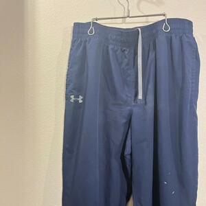 UNDER ARMOUR アンダーアーマー ナイロンパンツ　ネイビー　/Y2434