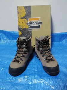 Zamberlan mountain climbing shoes 24cm