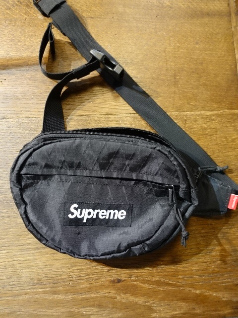 2023年最新】Yahoo!オークション -supreme ポーチの中古品・新品・未