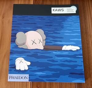 Kaws Art Book Uniqlo Cows Uniqlo New