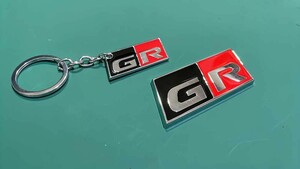 ２点セット トヨタ GR キーホルダー+エンブレム ガズーレーシングシルバー プリウス スープラ アクア マークX ヤリス 86 C-HR