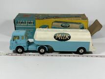 (s022) CORGI TOYS ARTICULATED MILK TANKER 1141 MAJOR コーギー ミニカー 当時物_画像3