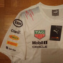 新品 未使用 タグ付 2021 レッドブル レーシング ホンダ F1チーム トルコGP 限定 JAPAN スペシャル Tシャツ Mサイズ PUMA フェルスタッペン_画像3