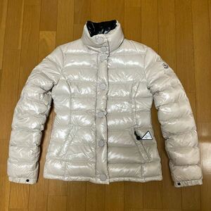 MONCLER ダウンジャケット