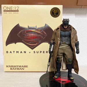 バットマン vs スーパーマン ジャスティスの誕生: メズコ限定 ナイトメアバットマン 1/12 アクションフィギュア [メズコ]