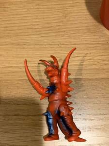 ウルトラ怪獣　怪獣 ソフビ　ブルマァク　ソフビ人形　グドン