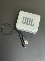 【送料無料】JBL GO2 Bluetooth対応スピーカー コード付き 通電・動作確認済み_画像1
