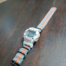 G-SHOCK CASIO ジーショック　カシオ　プチカスタム　電池交換　ベルト新品　ベルベゼ加工　DW 9500　腕時計_画像4