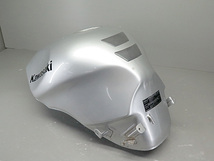 ZZR600 純正 タンク フューエルタンク 03, (190918DJ0004)_画像2