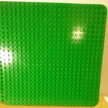 レゴデュプロ ベースプレート 基礎板 緑色 24×24 ポッチ 2点セット 未チェック 詳細不明 ジャンク扱い _画像2