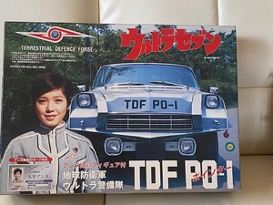 ＠FUJIMI フジミ模型　1/24　ウルトラセブン TDF P0-1 ポインター アンヌ隊員のフギュア付き　プラモデル 貴重品＠