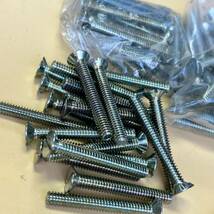 100円〜★未使用★ユニクロ 皿 ビス 1/4×50 30本 1/4×75 30本 工事用材料 詳細不明 サラ_画像2