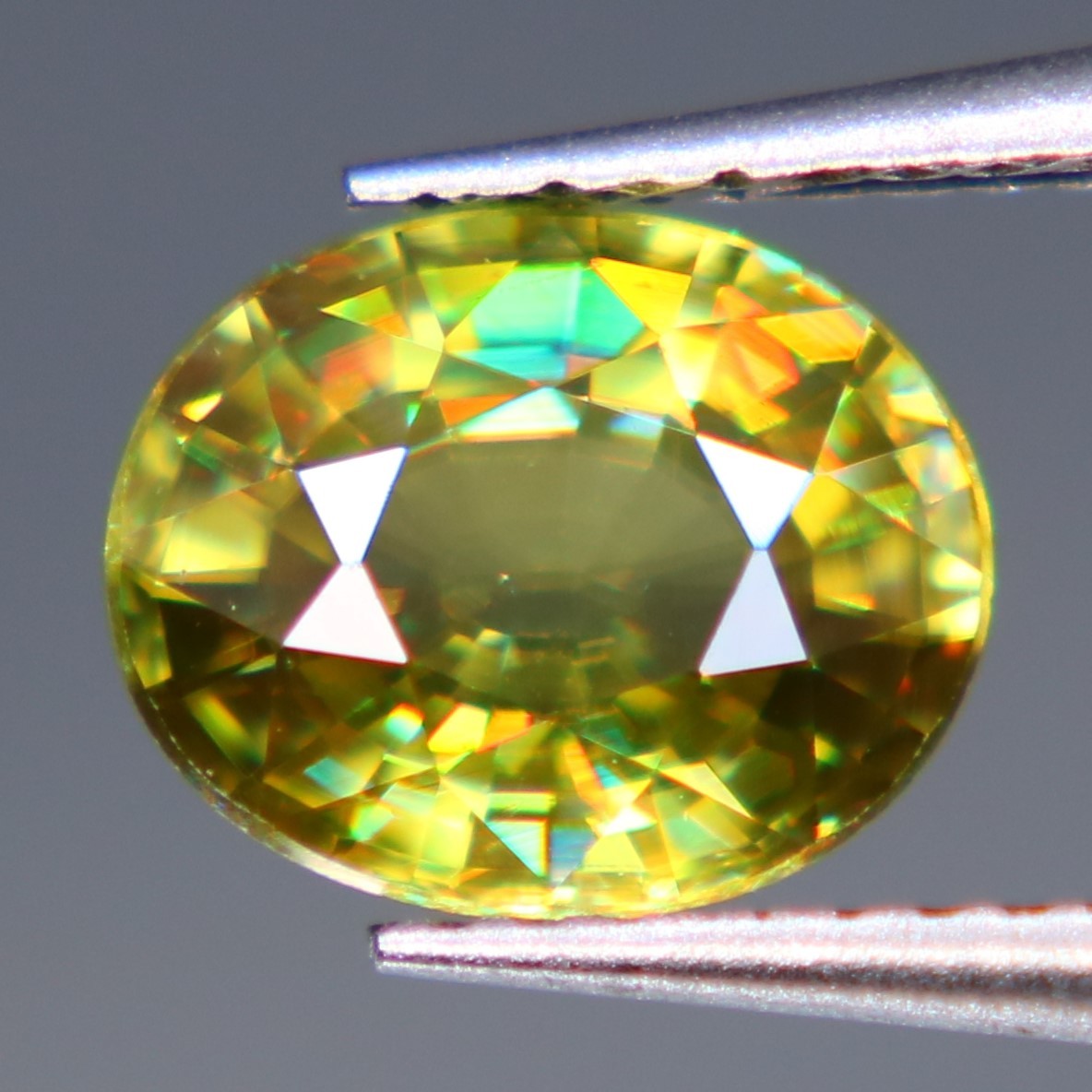 天然スフェーン 1.07ct 天然スフェーン 1.07ct