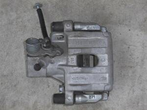  Ford Focus sport ABA-MPBM9D M9D rear right brake caliper J9-113(5