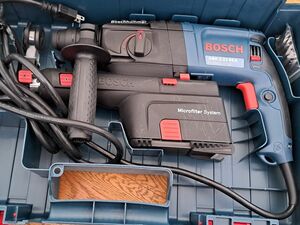 BOSCH ボッシュ吸じんハンマードリル　SDSプラスシャンク　GBH2-23REA 未使用品