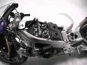 1/12ホンダRC211V用エアファンネル