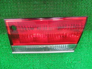 40669 Toyota Crown YXS10 inside side trunk side tail light right ① TOYOTA tail lamp koito43-10