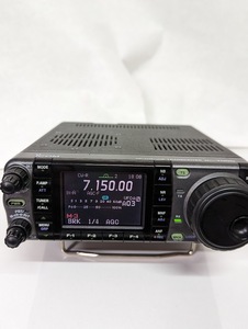 アイコム ICOM IC-7000M HF帯/50/144/430MHz 50W/35W オールモード (SSB/CW/RTTY/AM/FM)　新スプリアス規格適合機種