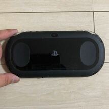 SONY PSVITA PCH-2000 ZA11 1GB 本体 wifi モデル 初期化 ソニー ピーエス ビータ ヴィータ プレイステーション PlayStation PS 送料無料_画像3