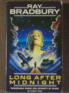 Long After Midnight 著/ Ray Bradbury ペーパーバック　英語版 Grafton