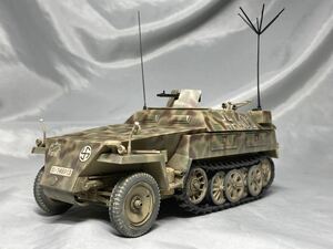 グンゼ産業 1/35 ドイツ 軽観測用装甲車 Sd.Kfz.250/5 ハーフトラック 完成品