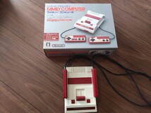 中古品　クラシックミニファミリーコンピュータ_画像1