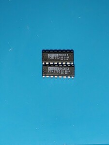 PCM1702 Burr-Brown社 1セット(PCM1702×2個) 中古(DAC基盤取り外し品)
