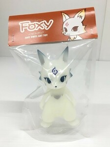 K12-886-1114-057▲【未開封】電脳大工 FOXY(フォクシー) 蓄光 ソフビ フィギュア