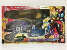 K10-801-1030-060●【即決/送料無料】バンダイ 仮面ライダーカブト 合体最終剣 DXパーフェクトゼクター（サソード・ドレイク・ザビー）_画像1