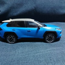 1/30 RAV-4 カラーサンプル TOYOTA ディーラー ミニカー 1:30 トヨタ アッシュグレー_画像3