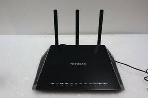 E0339 &アダプター付き　 Netgear Nighthawk R6900V2 AC1900 スマート Wi-Fi ルーター -